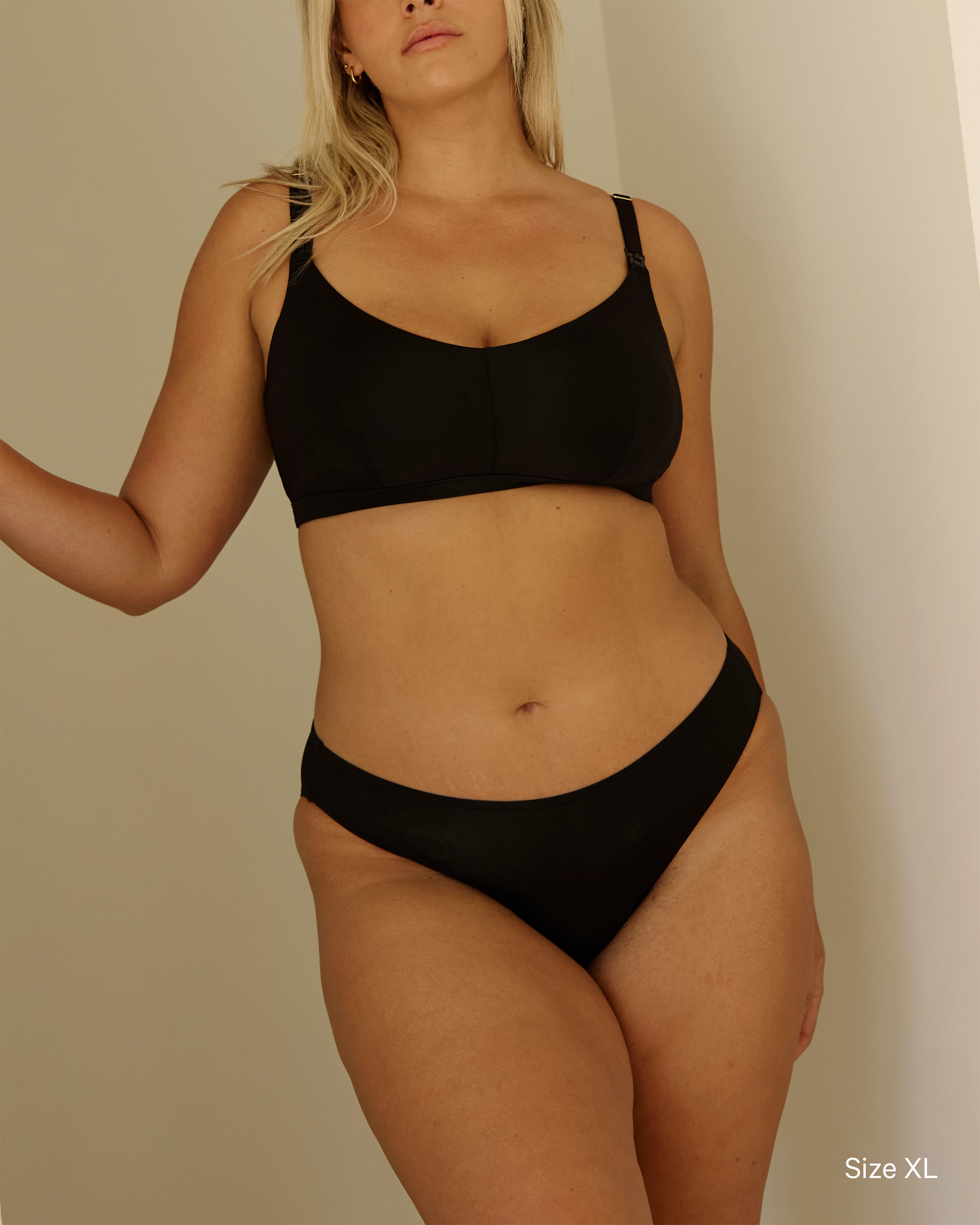 High Leg Brief - Black